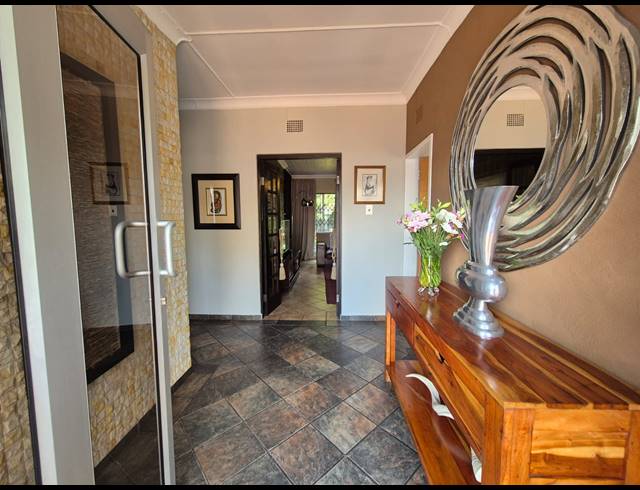 3 BEDROOM HOUSE FOR SALE IN VANDERBIJLPARK SW 5
